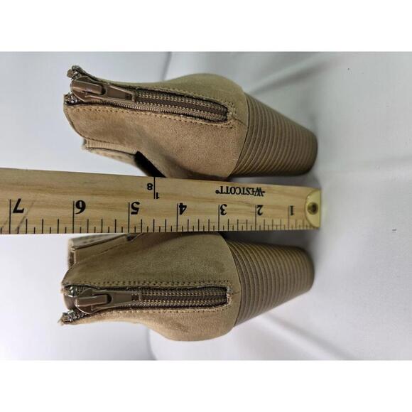 a.n.a. a new approach Open Toe Wedge Heel Sandals Cascade Wide Camel Size 9.5 - Picture 5 of 9